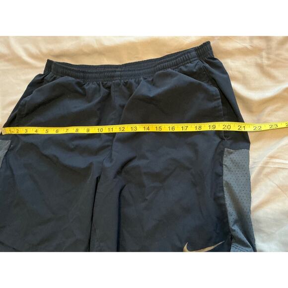 Nike Flex Men's Dri-Fit Challenger Running Shorts size L - Picture 7 of 8